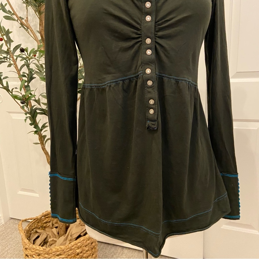 CRUEL Dark Green Top, Rhinestone Buttons, Blue Reverse Stitching - Picture 4 of 11